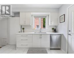 33 Robindale Avenue, Toronto, ON M8W4A8 Photo 18