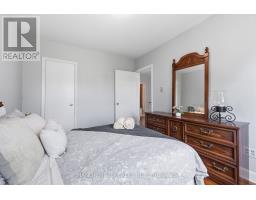 33 Robindale Avenue, Toronto, ON M8W4A8 Photo 28