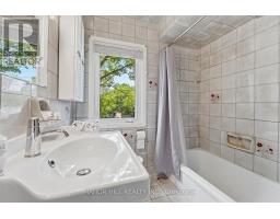 33 Robindale Avenue, Toronto, ON M8W4A8 Photo 32