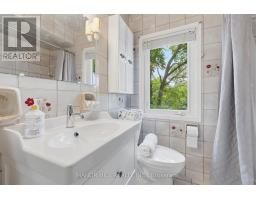 33 Robindale Avenue, Toronto, ON M8W4A8 Photo 33