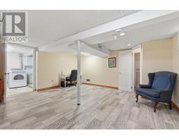 33 Robindale Avenue, Toronto, ON M8W4A8 Photo 35