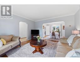 Utility room - 33 Robindale Avenue, Toronto, ON M8W4A8 Photo 9