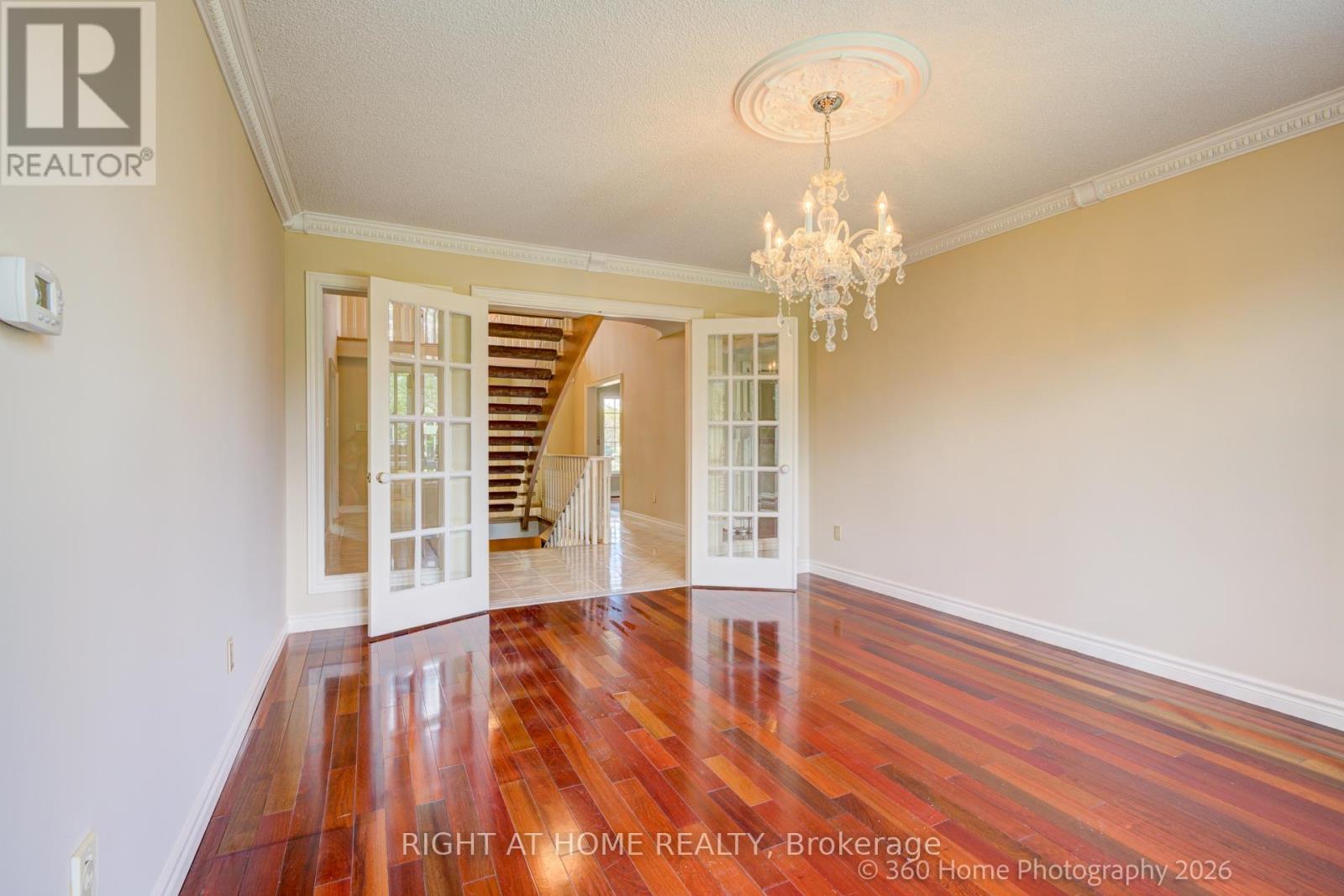 5037 MISSISSAUGA ROAD - 19