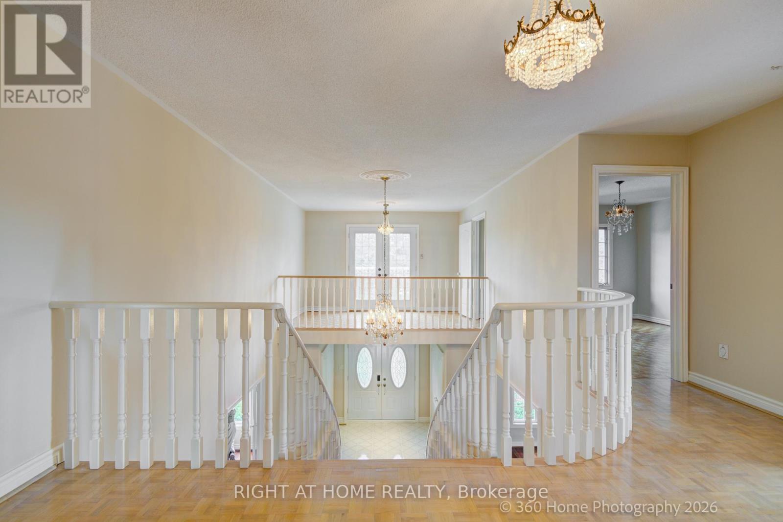 5037 MISSISSAUGA ROAD - 21