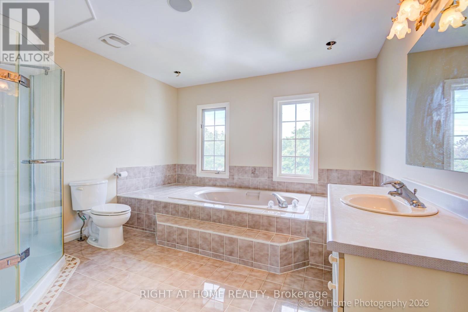 5037 MISSISSAUGA ROAD - 26