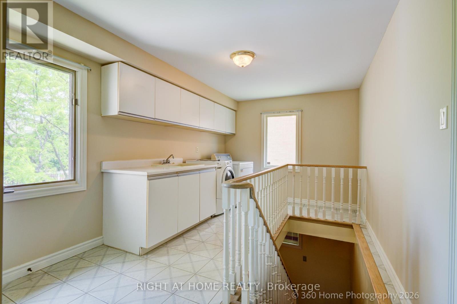 5037 MISSISSAUGA ROAD - 29