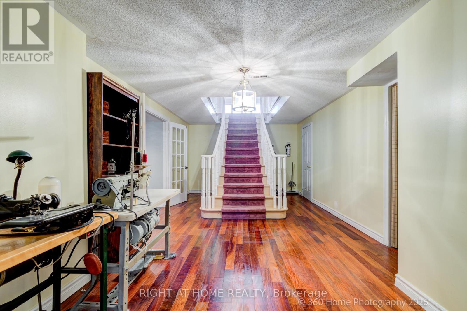 5037 MISSISSAUGA ROAD - 32