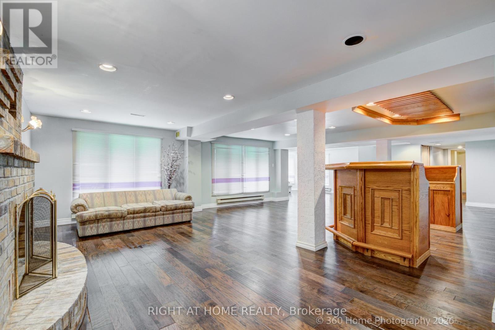 5037 MISSISSAUGA ROAD - 33