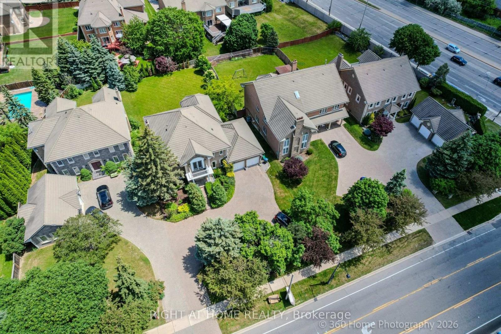 5037 MISSISSAUGA ROAD - 5