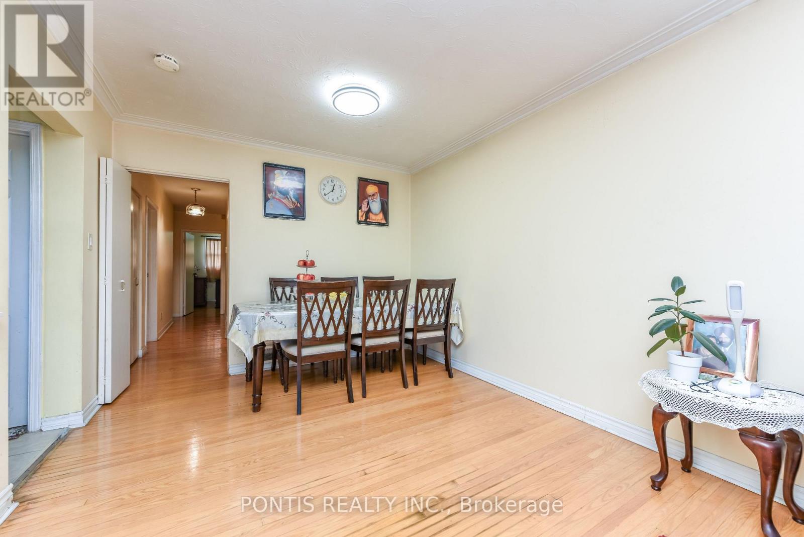 4 HASBROOKE DRIVE - 30