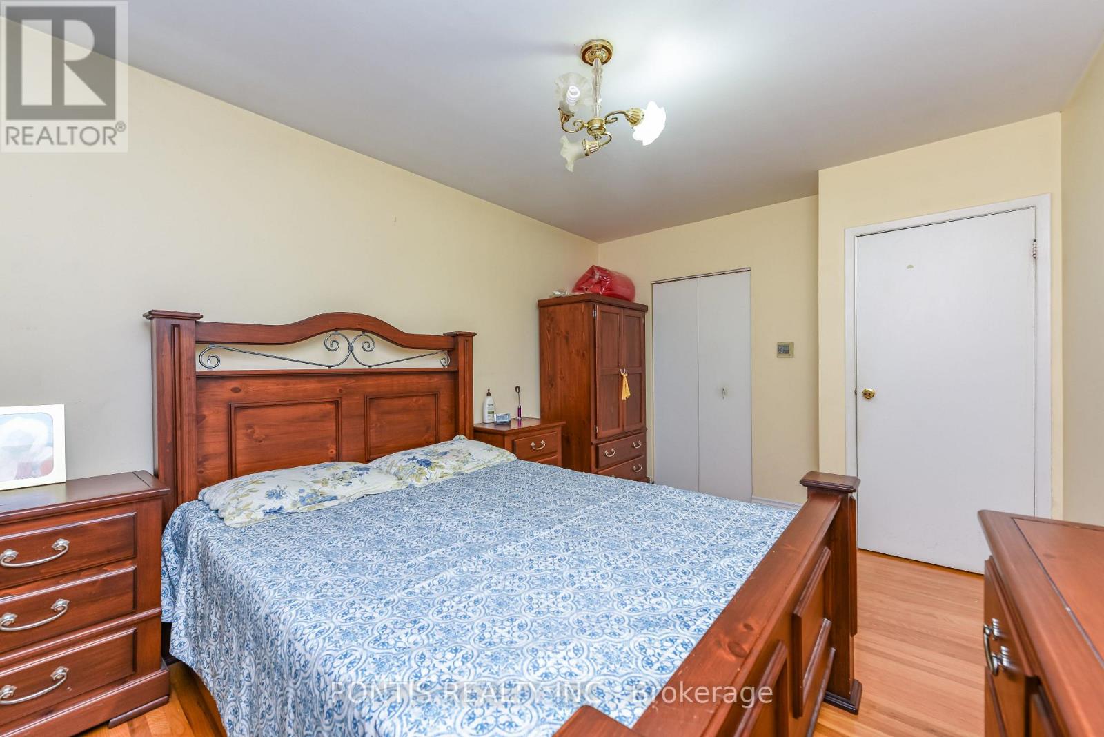 4 HASBROOKE DRIVE - 42