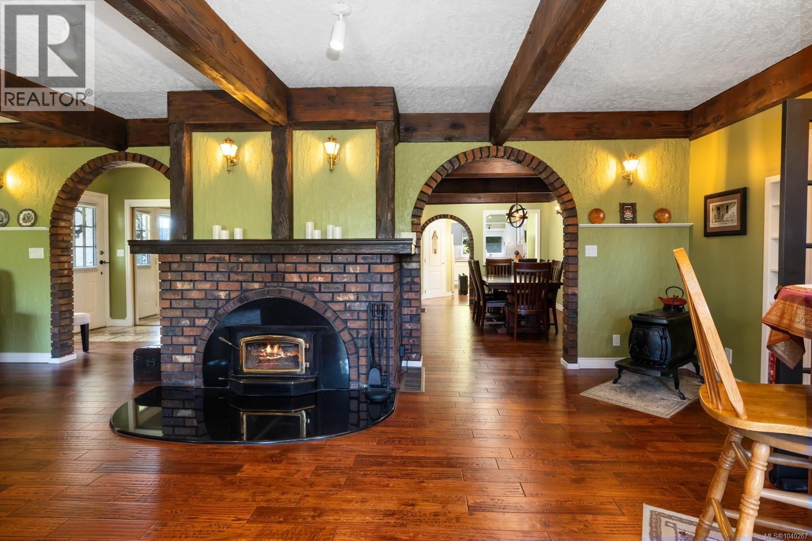#4 5367 Miller Rd - 17