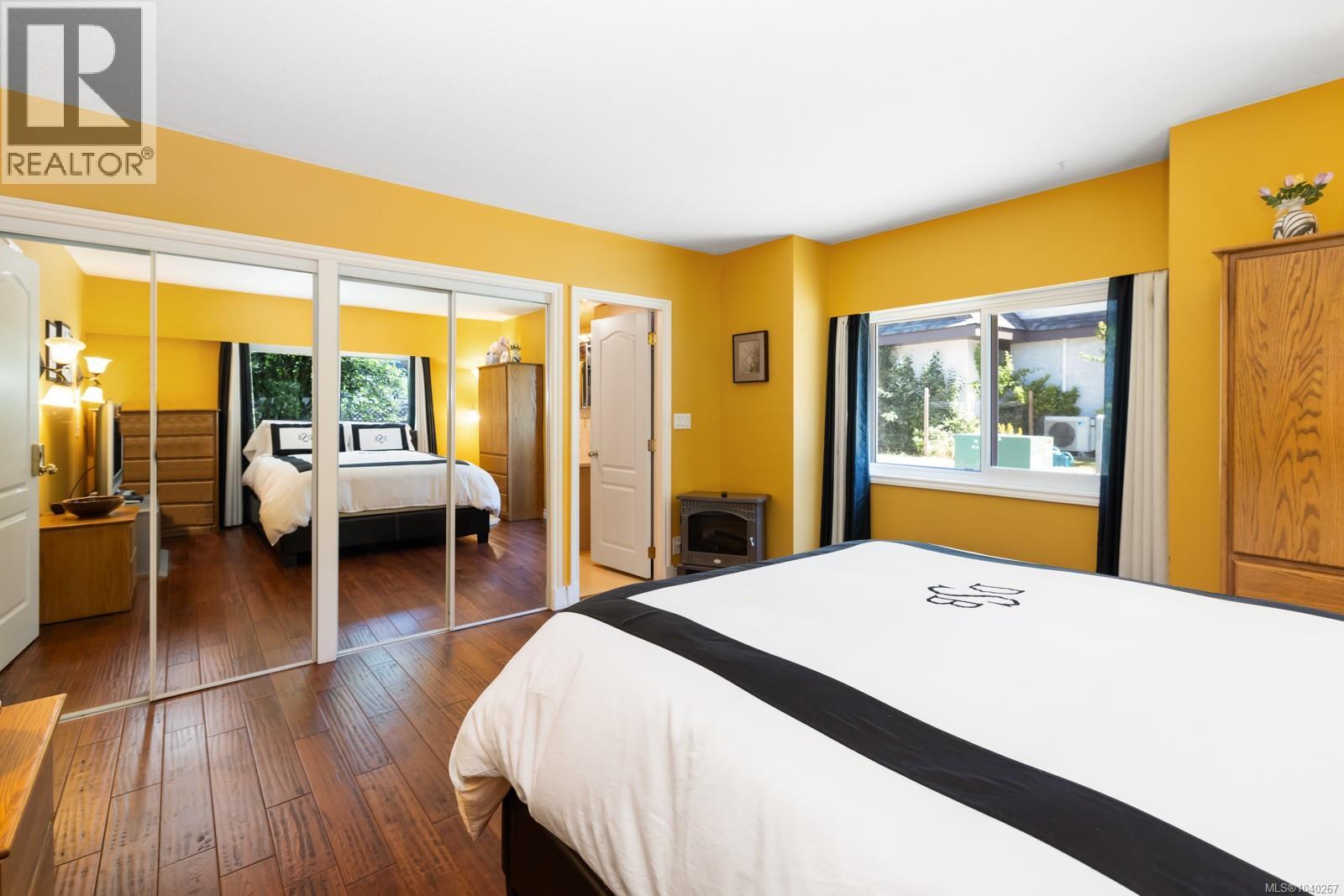 #4 5367 Miller Rd - 37