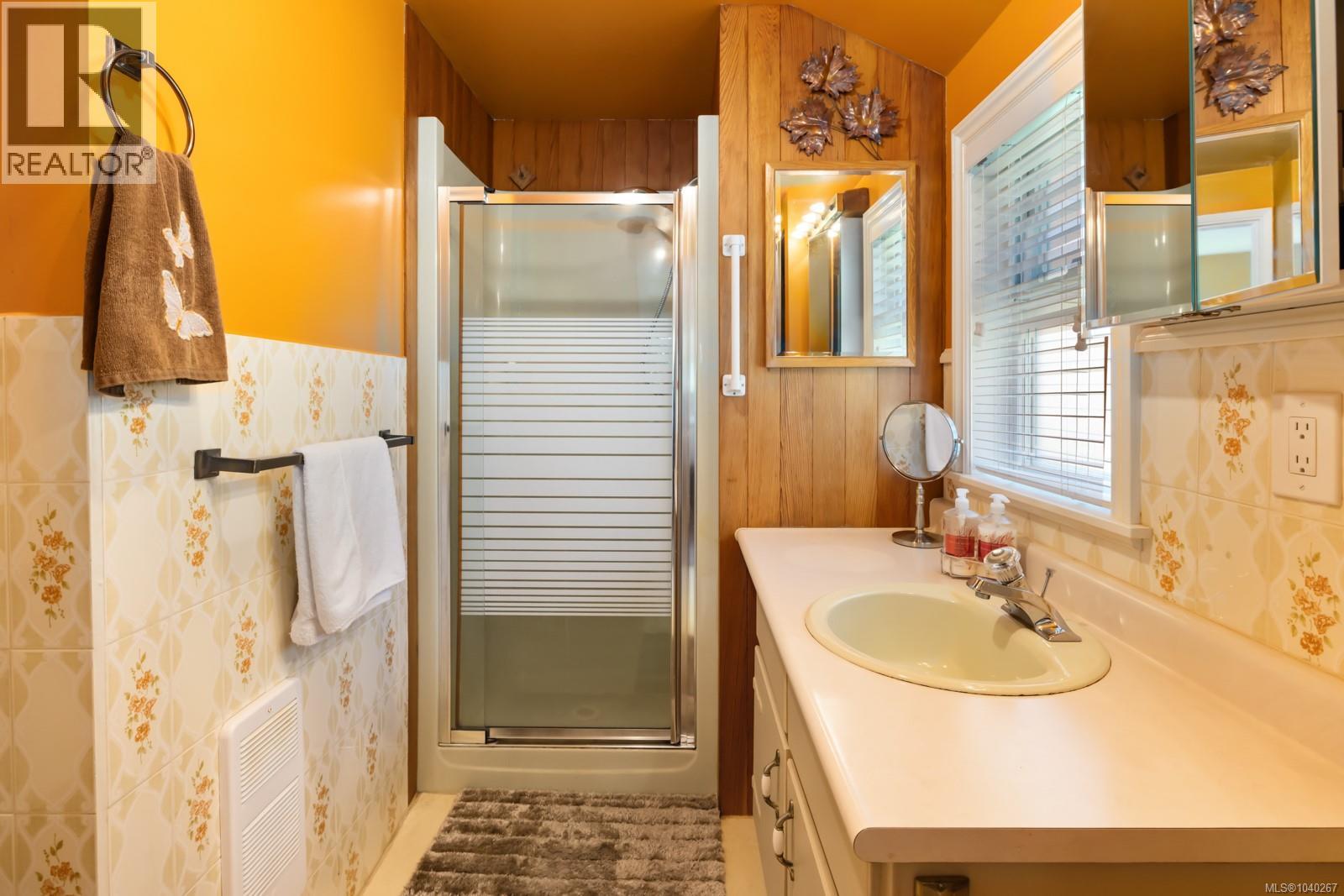 #4 5367 Miller Rd - 39
