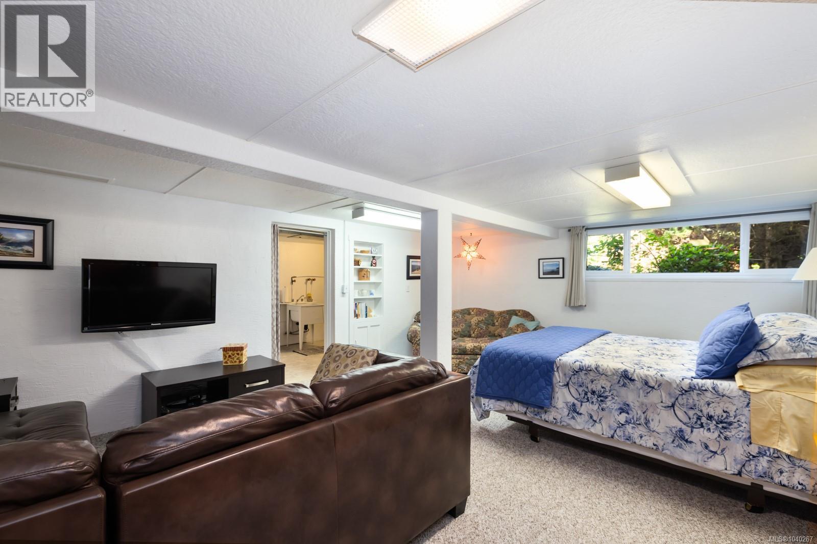 #4 5367 Miller Rd - 53