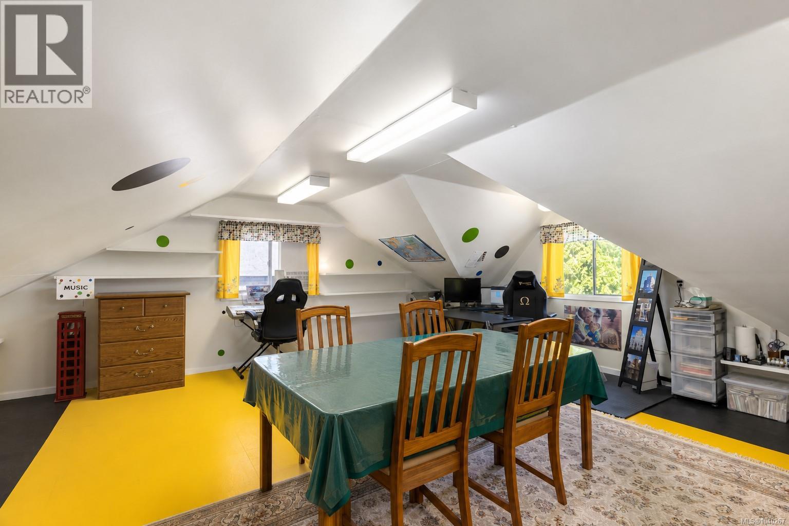 #4 5367 Miller Rd - 57