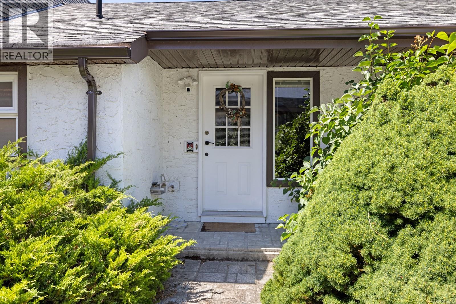 #4 5367 Miller Rd - 6