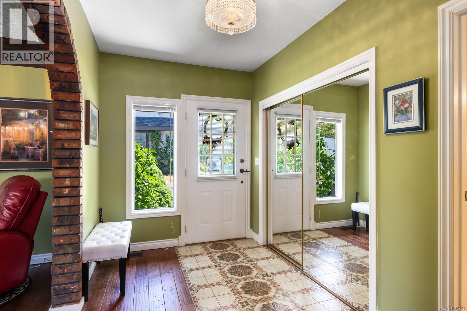 #4 5367 Miller Rd - 9