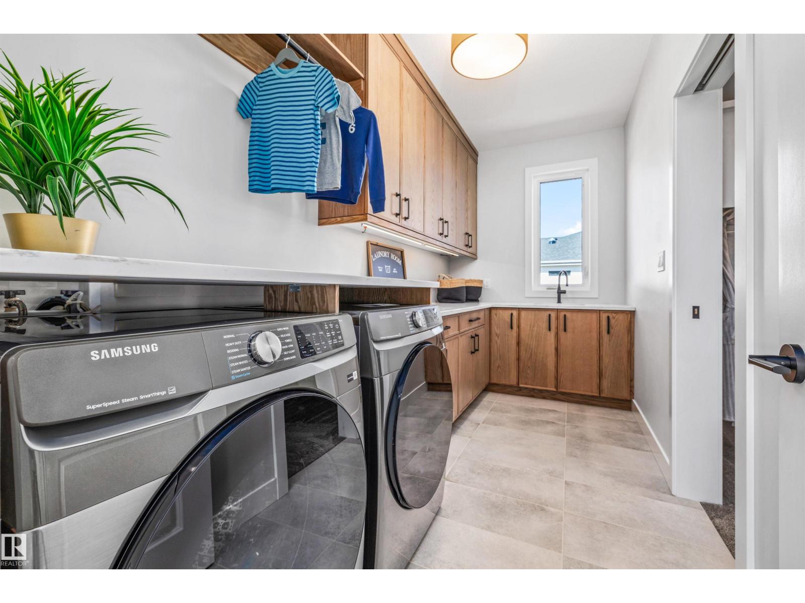 4667 Chegwin Wynd SW - 30