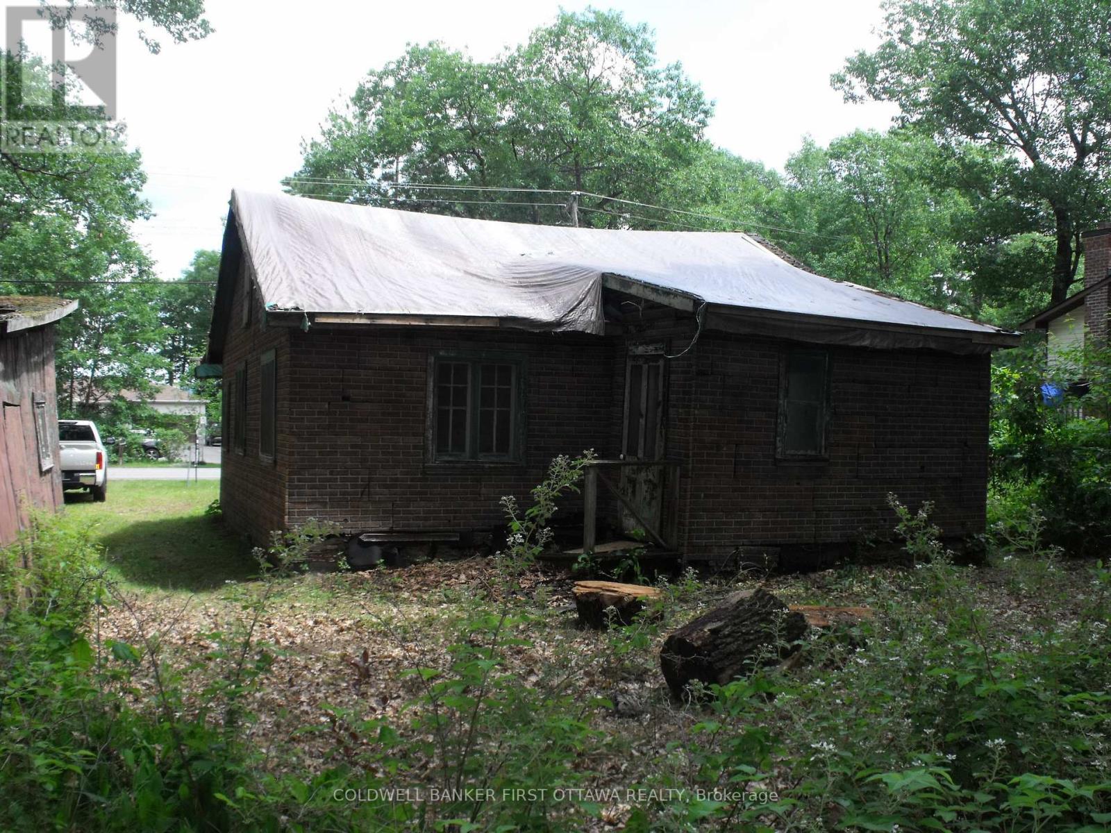 123 BAYVIEW DRIVE - 7