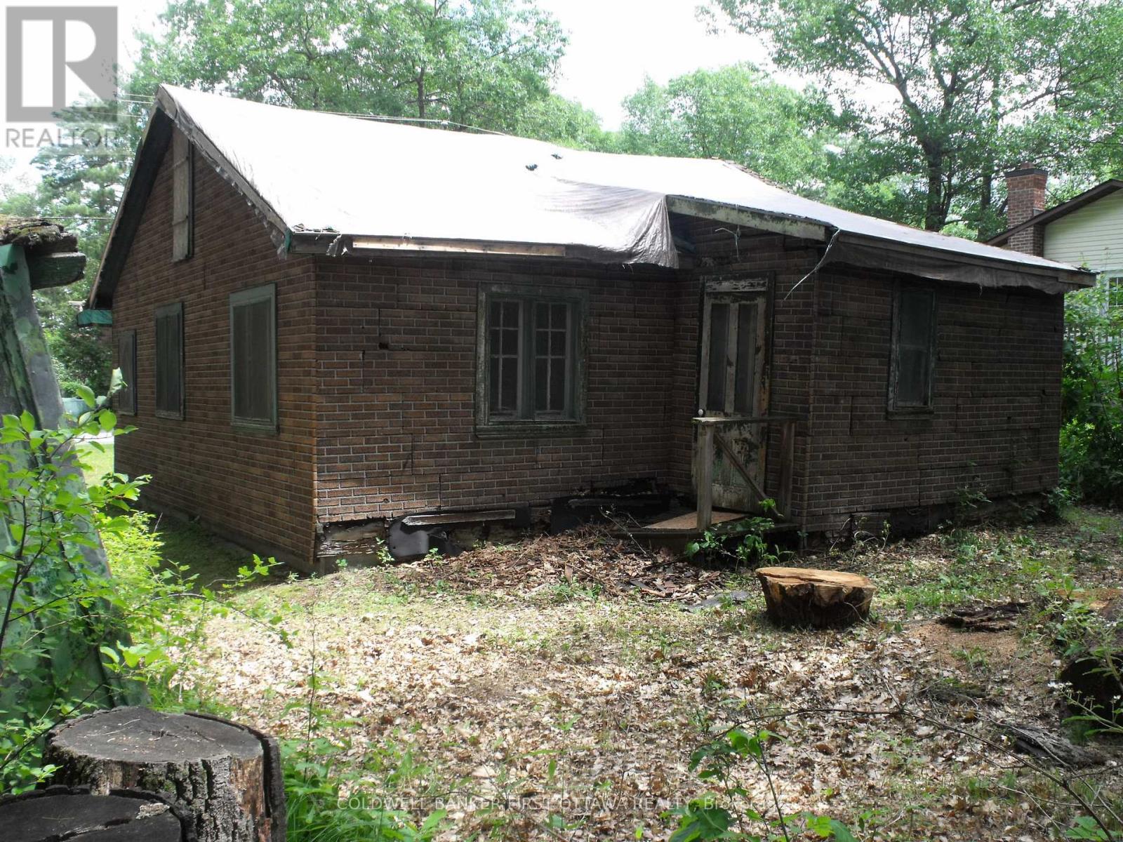 123 BAYVIEW DRIVE - 6