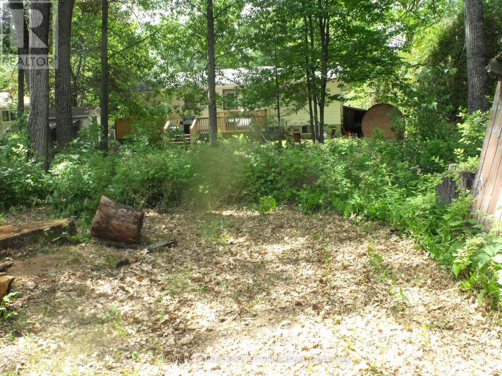 123 BAYVIEW DRIVE - 10