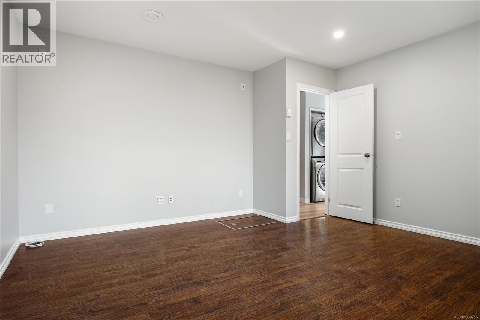 2848 Gregory Rd - 27