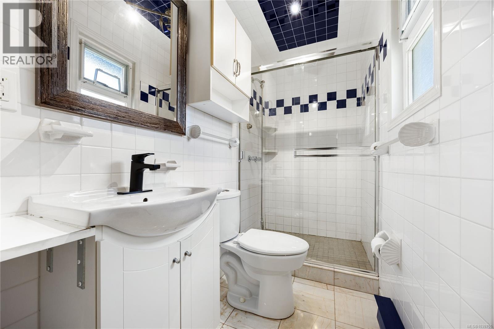 2848 Gregory Rd - 28