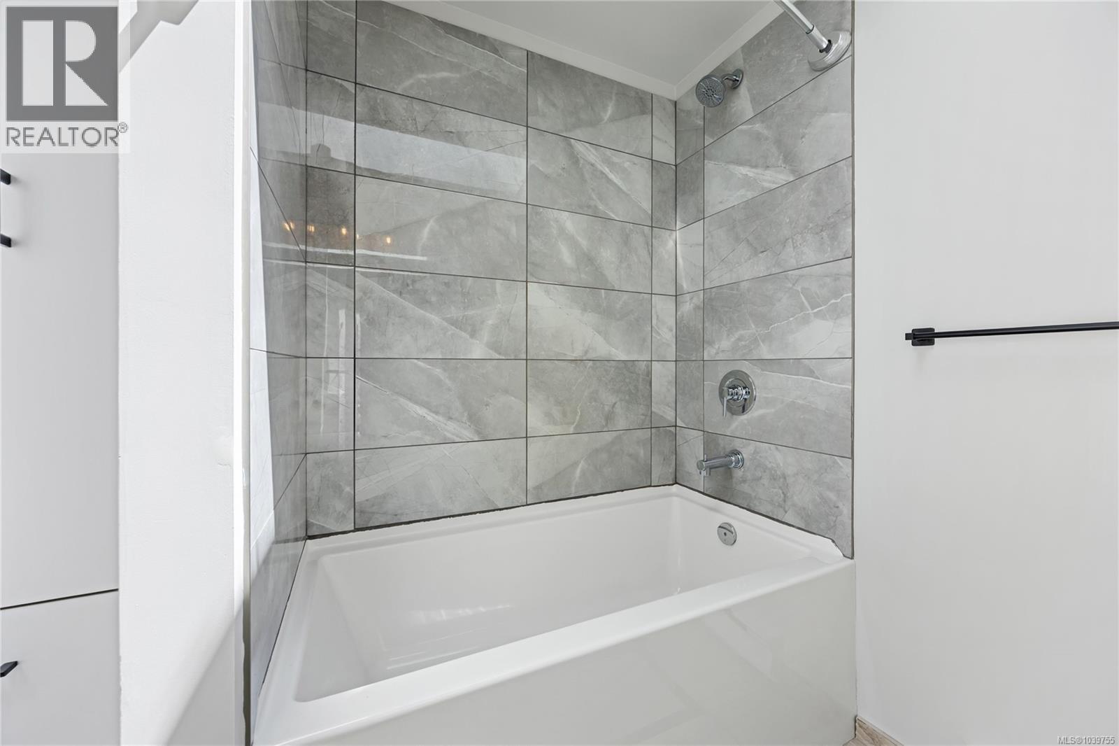 2848 Gregory Rd - 32
