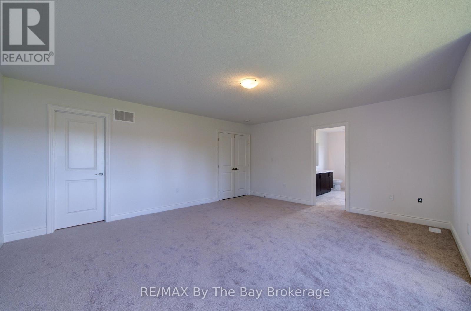 18 AMBER DRIVE - 20