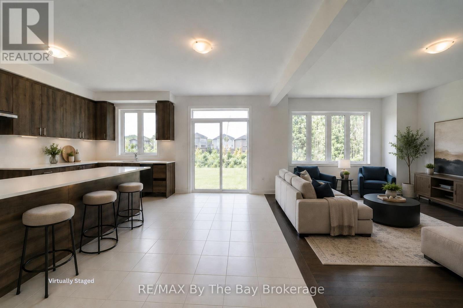 18 AMBER DRIVE - 7