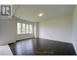18 Amber Drive, Wasaga Beach, ON L9Z0R9 Photo 9