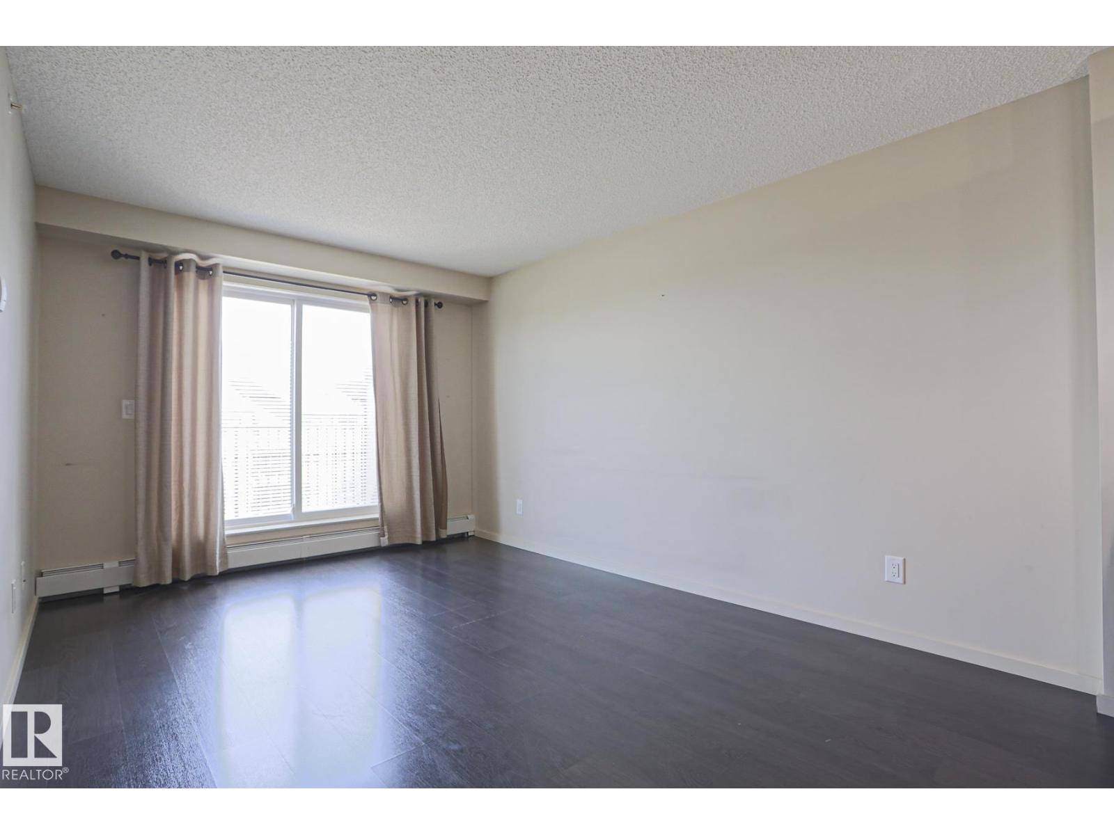 #411 3353 16A AV NW - 19