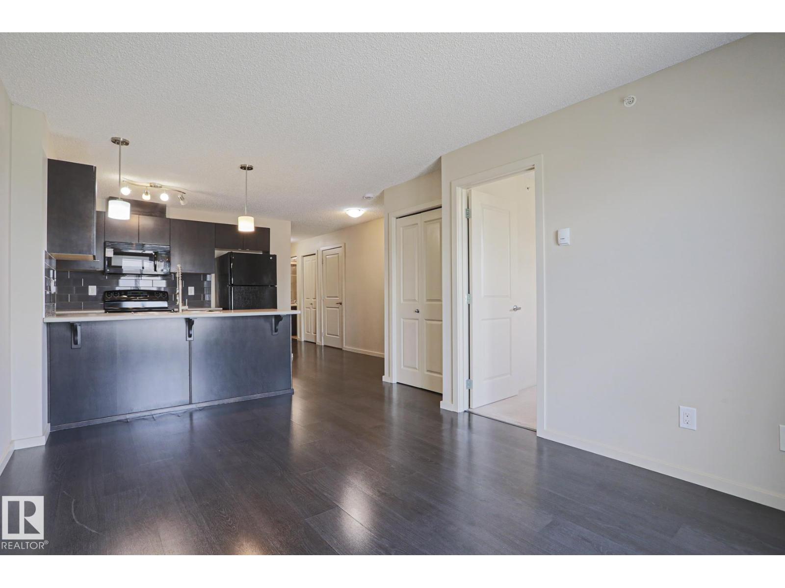 #411 3353 16A AV NW - 16