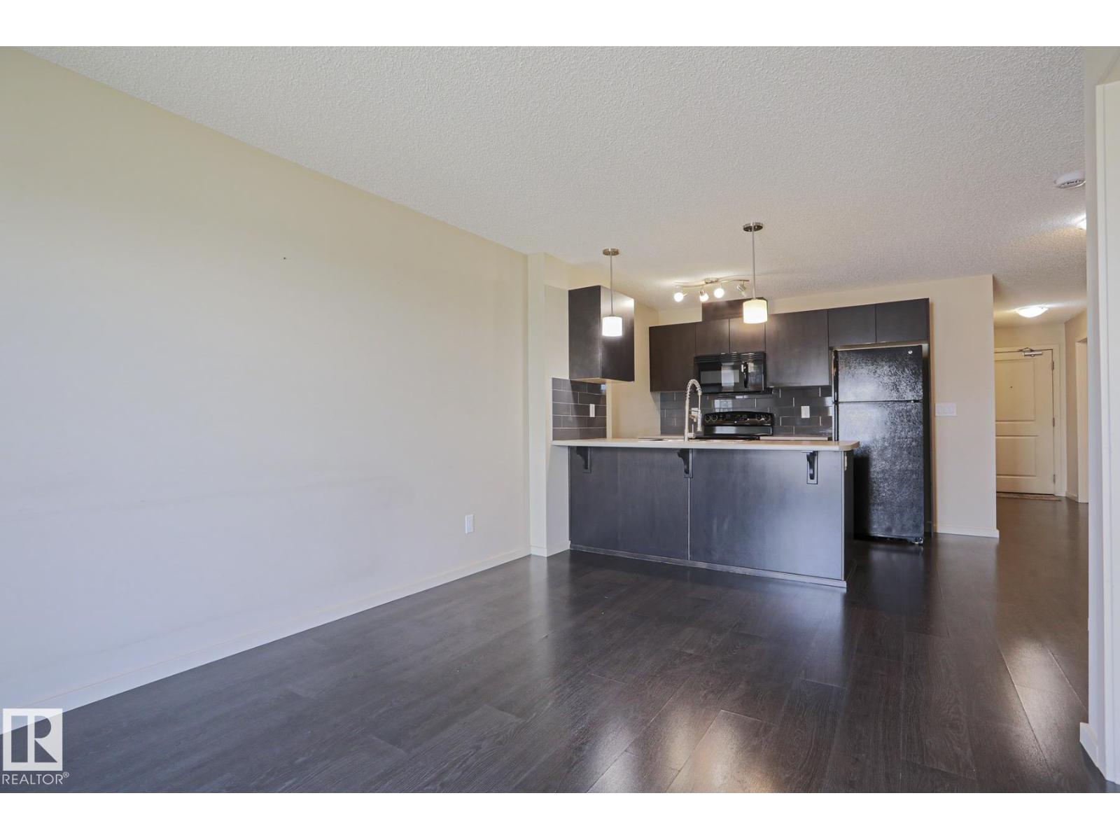 #411 3353 16A AV NW - 17