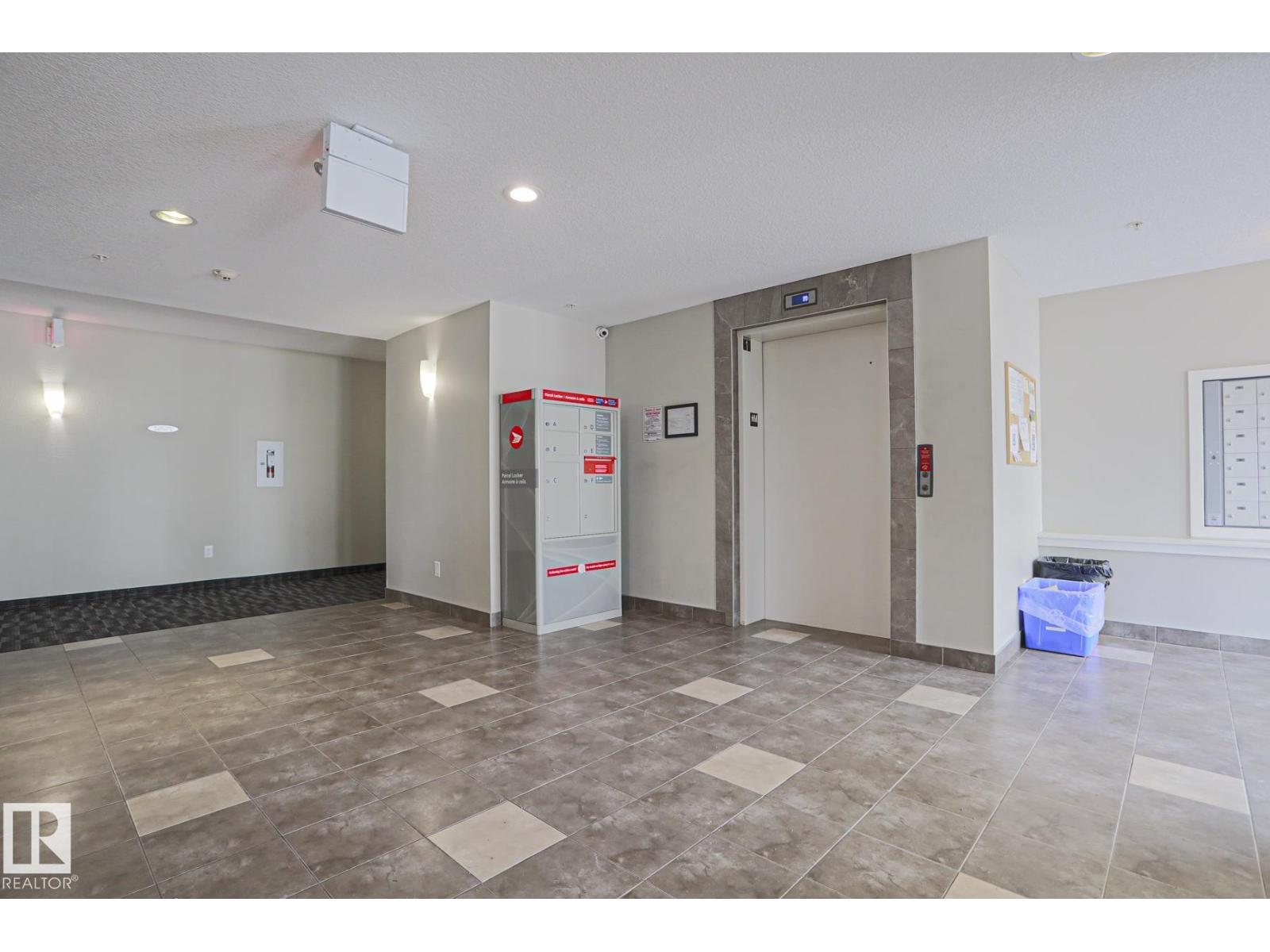 #411 3353 16A AV NW - 2