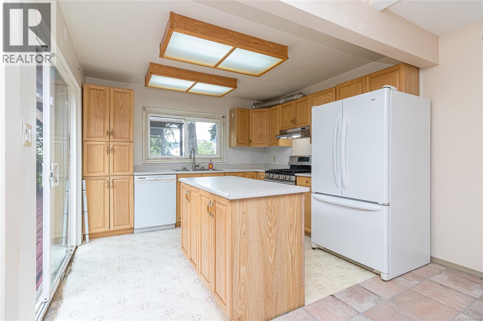 2912 Phipps Rd - 7
