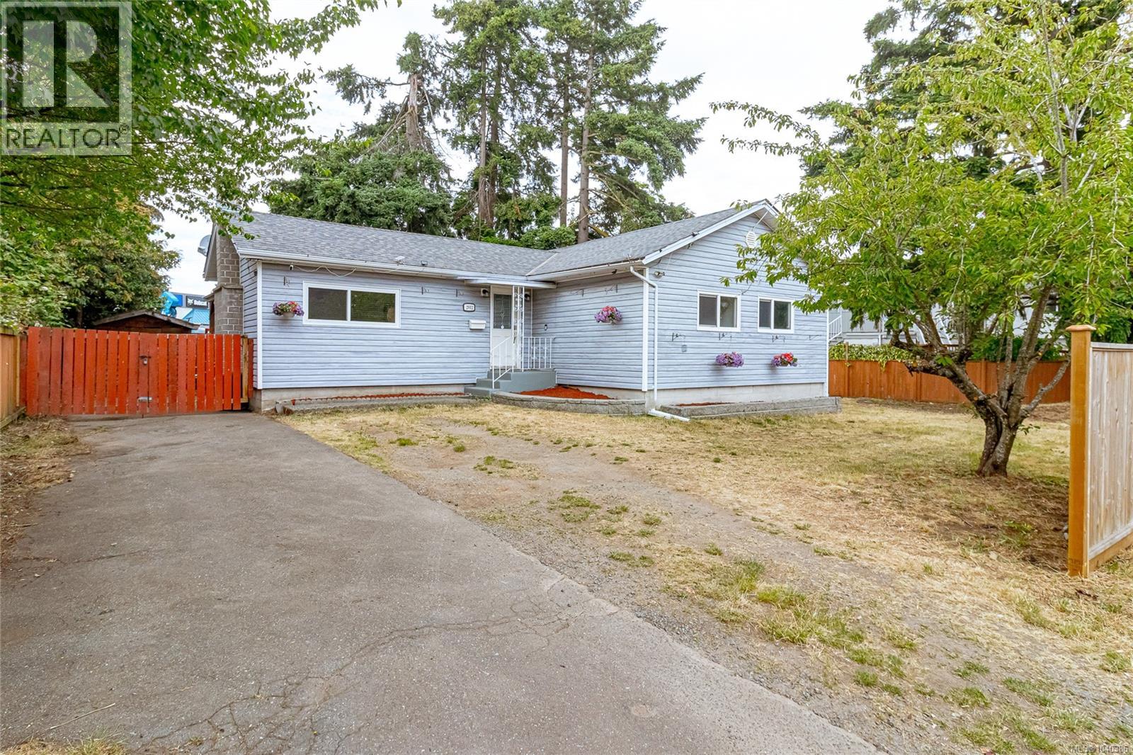 2912 Phipps Rd - 1