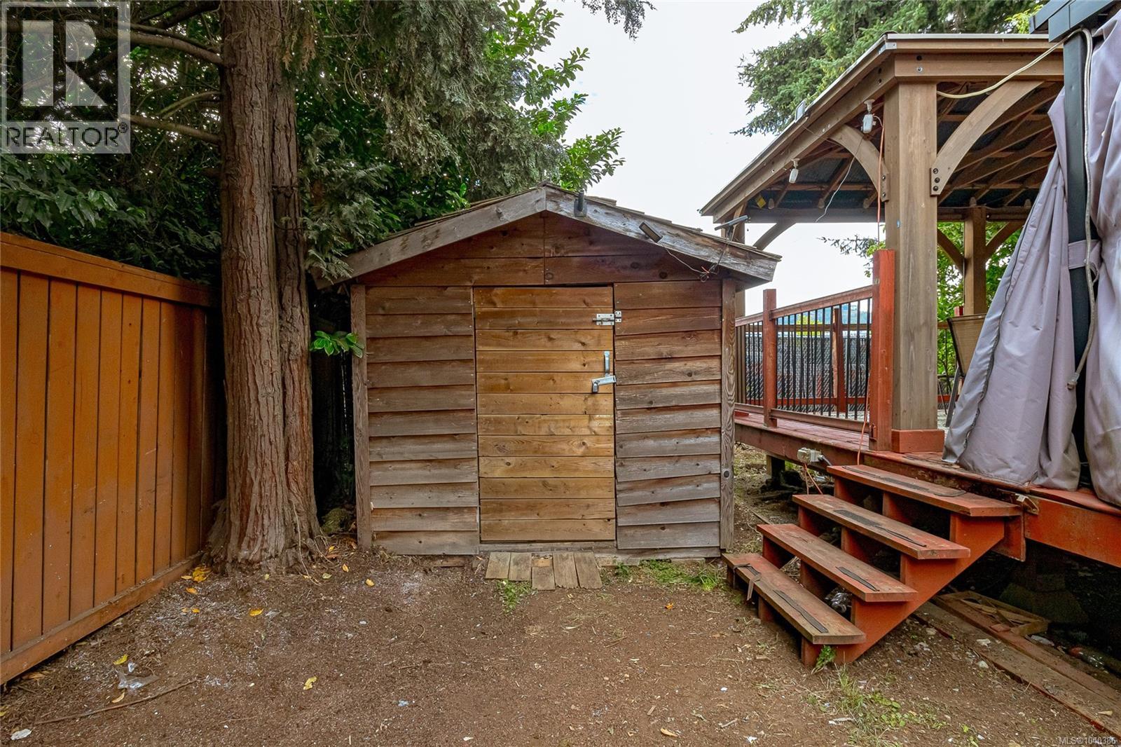 2912 Phipps Rd - 22
