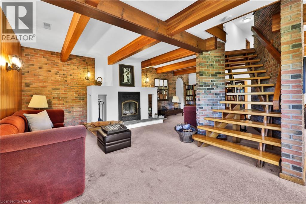 2360 8 Side Road - Image 36