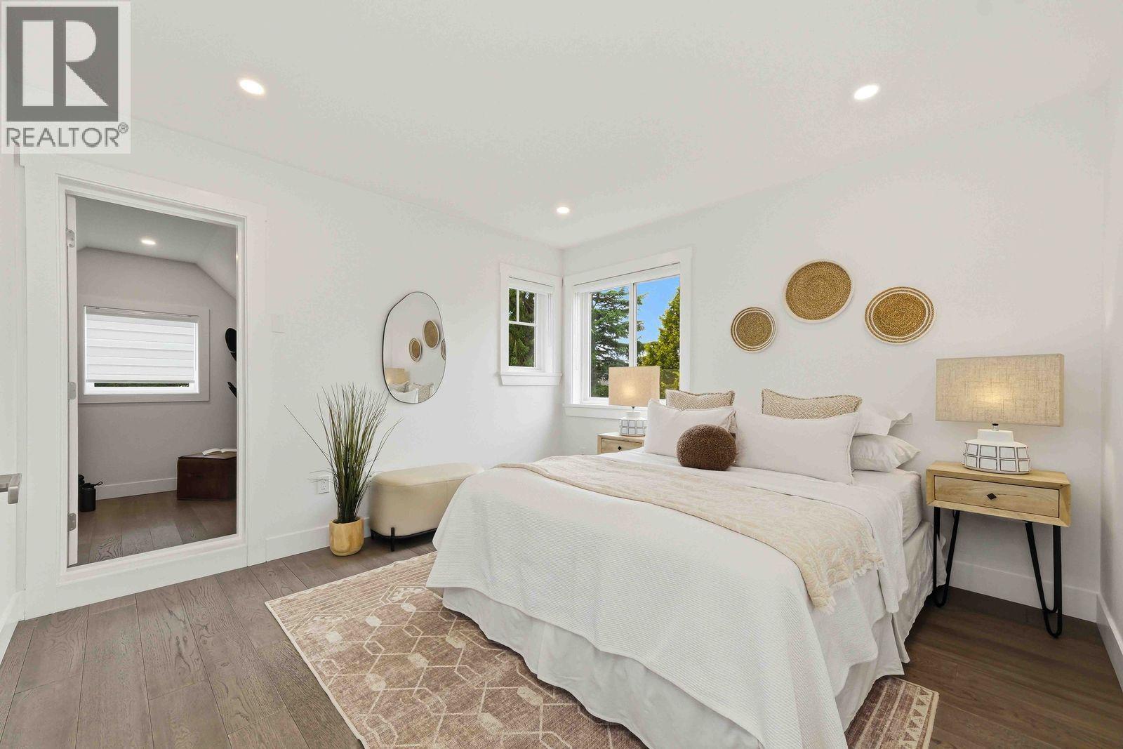 5061 44B AVENUE, Ladner
