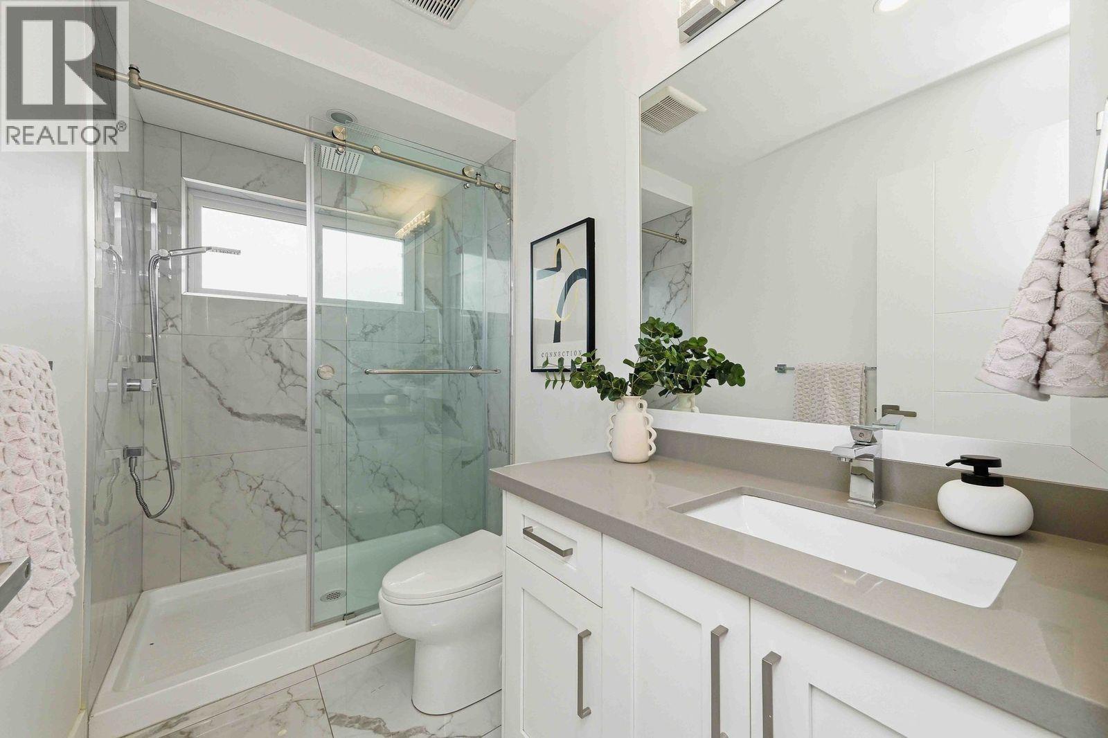 5061 44B AVENUE, Ladner