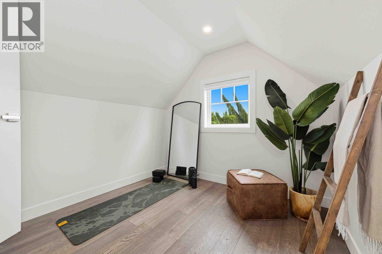 5061 44B AVENUE, Ladner