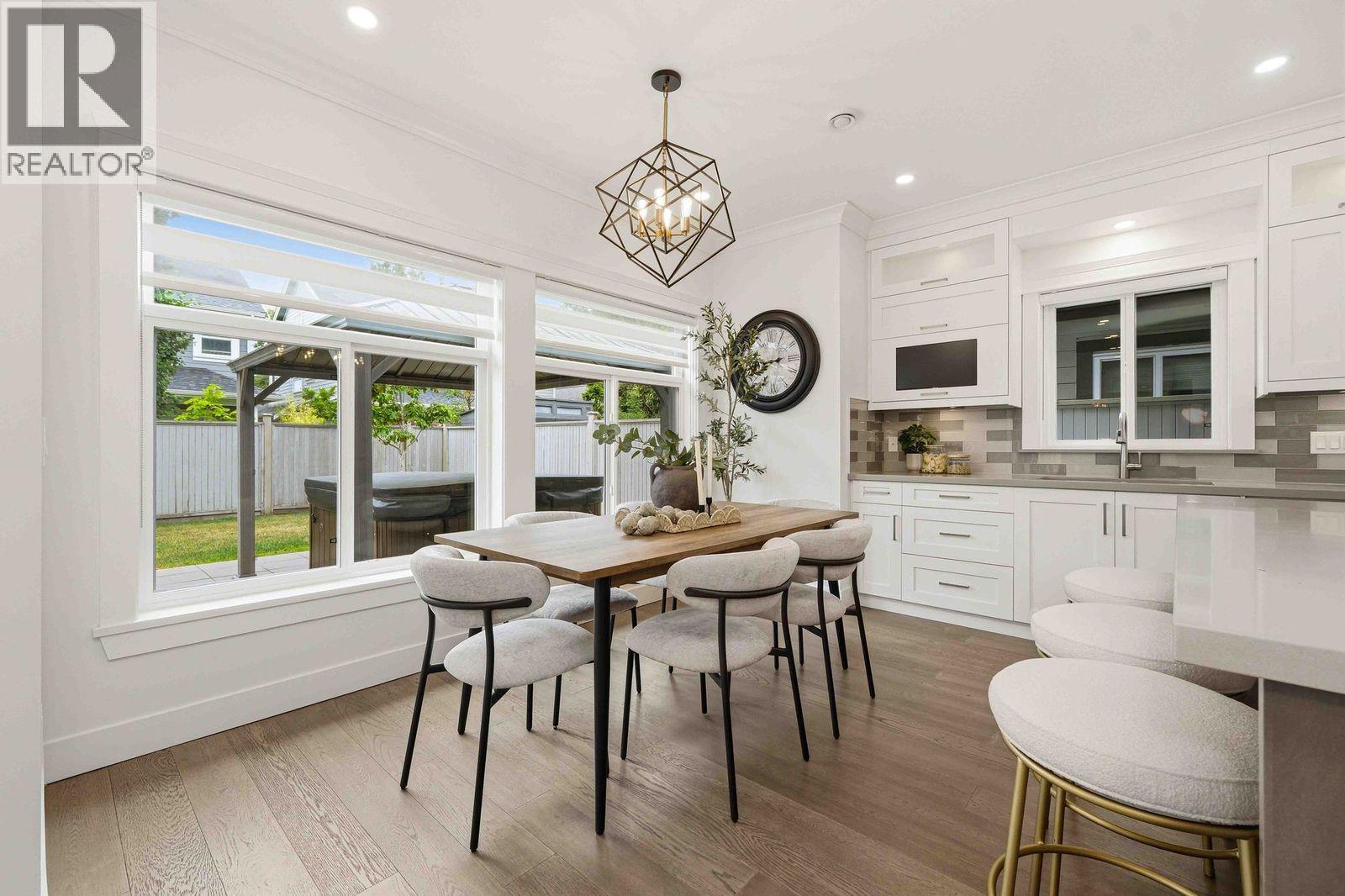 5061 44B AVENUE, Ladner