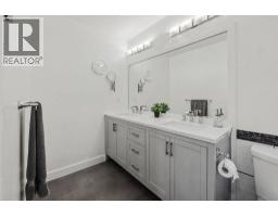 1102 Grandview Road, Gibsons, BC V0N1V3 Photo 13