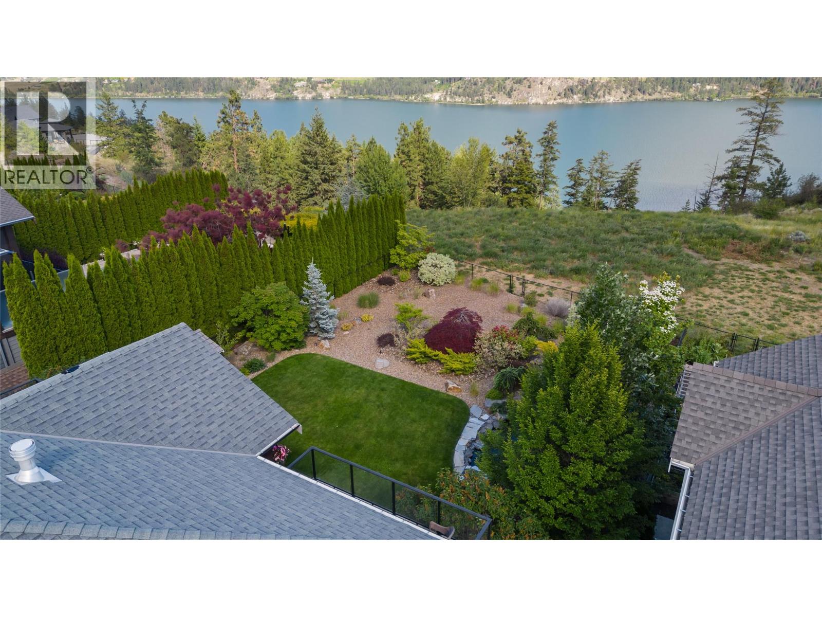 12977 East Ridge Drive, Lake Country