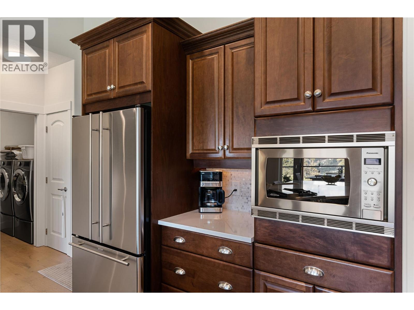 12977 East Ridge Drive, Lake Country