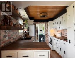 10 Seaview Drive thumbnail 16