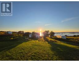 10 Seaview Drive thumbnail 37