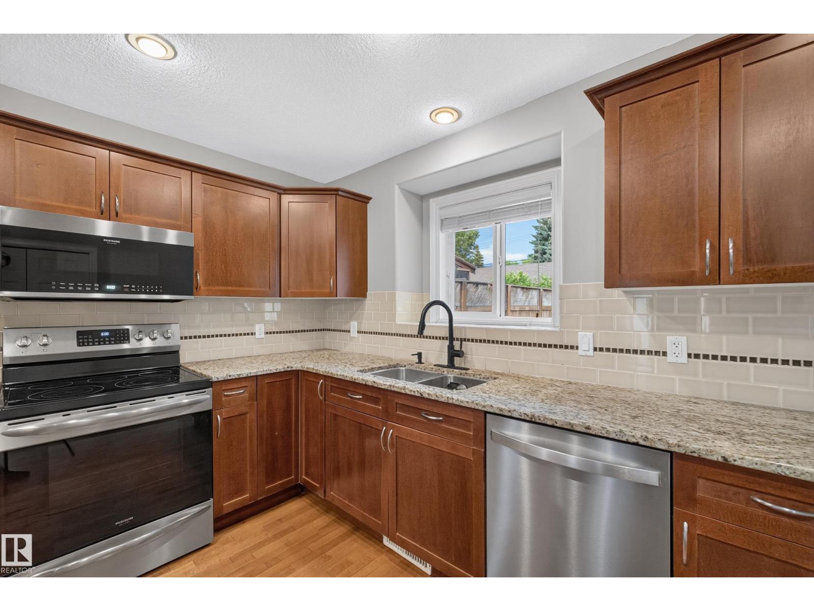 7027 106 ST NW — photo 10
